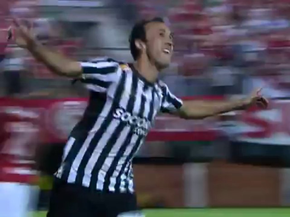 Santos vence o Inter e sonha com o G-4