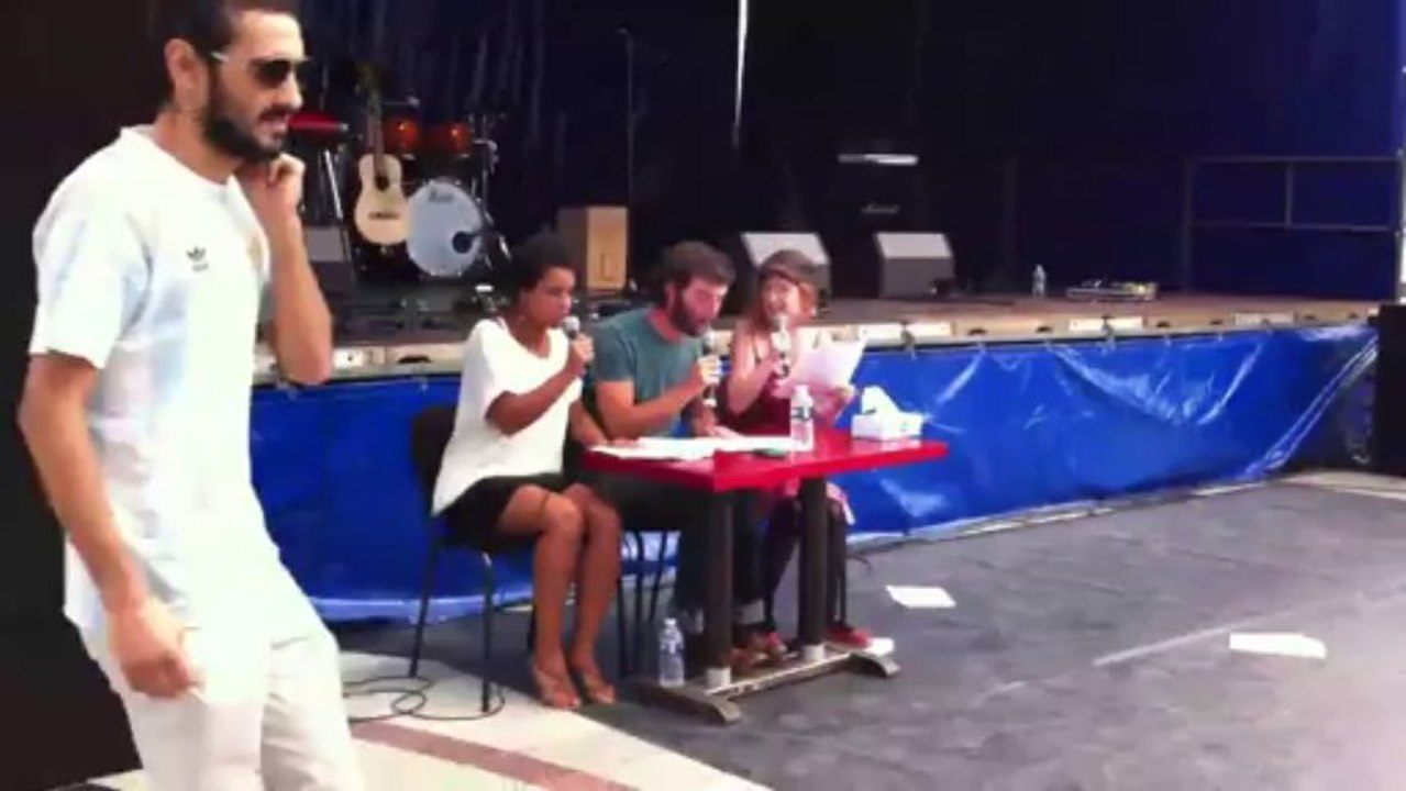 LECTURE SCENARIO 2013 - "Des courbes pour arrondir les angles "de Géraud Pineau