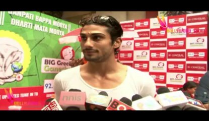 Prateik Babbar is half marathi and beleives in ganeshji very much