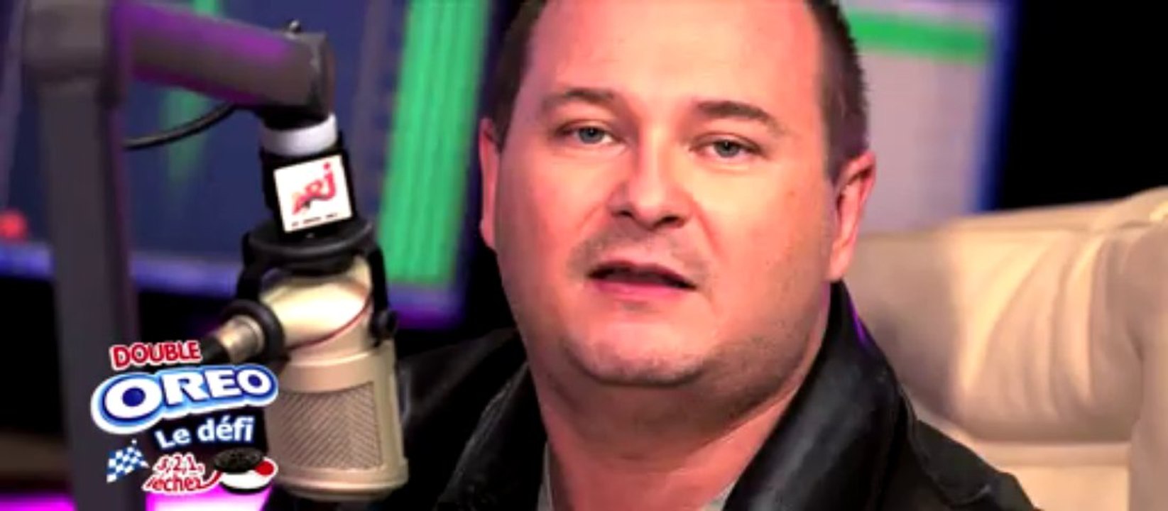 Julie tente le défi Double Oreo - C'Cauet sur NRJ