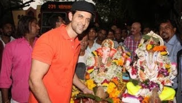 Hrithik Roshan's Ganapati Visarjan 2013 | Hrithik Roshan, Rakesh Roshan