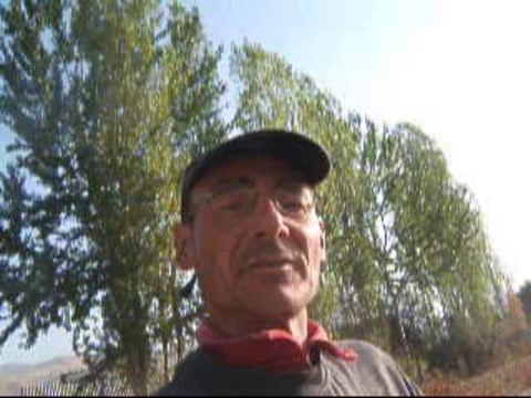 Gilles Alberty à vélo au Kirgizstan en 2006 , route Osh-Naryn