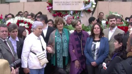 Chilenos homenageiam Salvador Allende