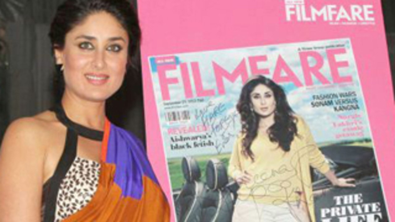 Kareena Kapoor Unveils Filmfare Magazine's Latest Issue !