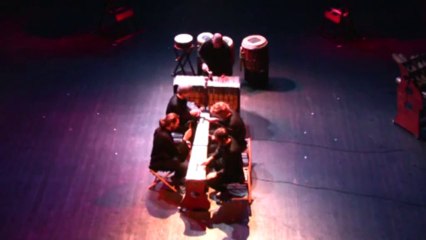 RONDS DANS L'EAU - Bamboo Orchestra