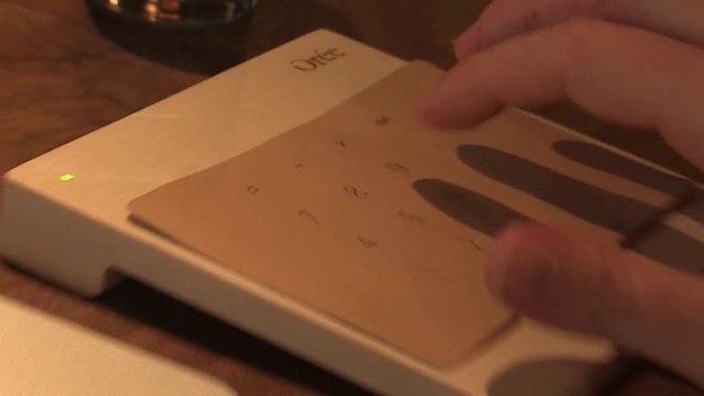 Orée : le premier trackpad en bois tactile !