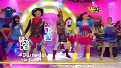 La Princesita Ana Celia baila "La Juguetería"