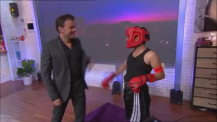 Chartier VS Clovis Cornillac - Bienvenue Chez Cauet