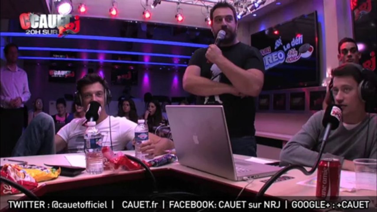 Cauet offre un cadeau de malade grâce au défi double Oréo ! - C'Cauet sur NRJ