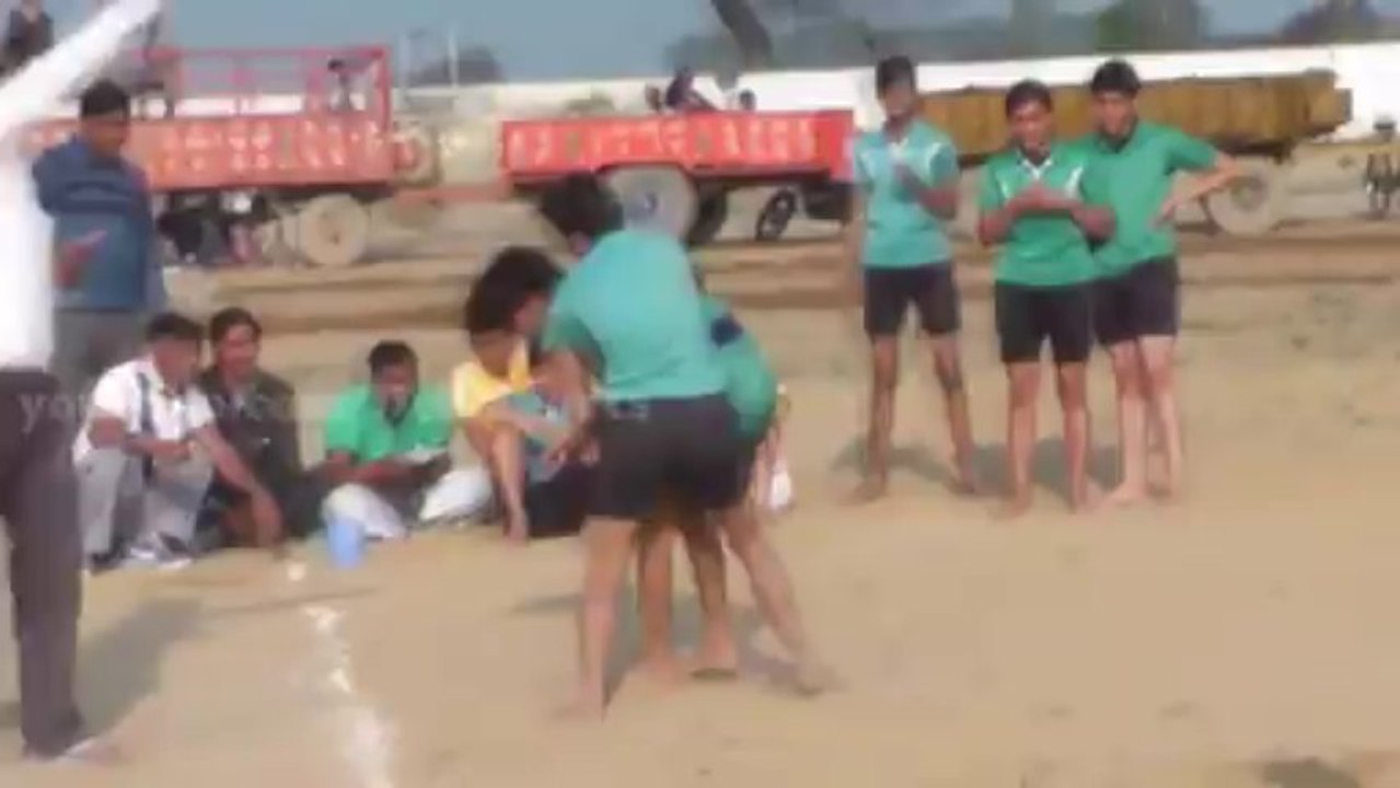 Catcher Best Point 16 - FreeStyle Girls Kabaddi Tournament 2013 Match 09