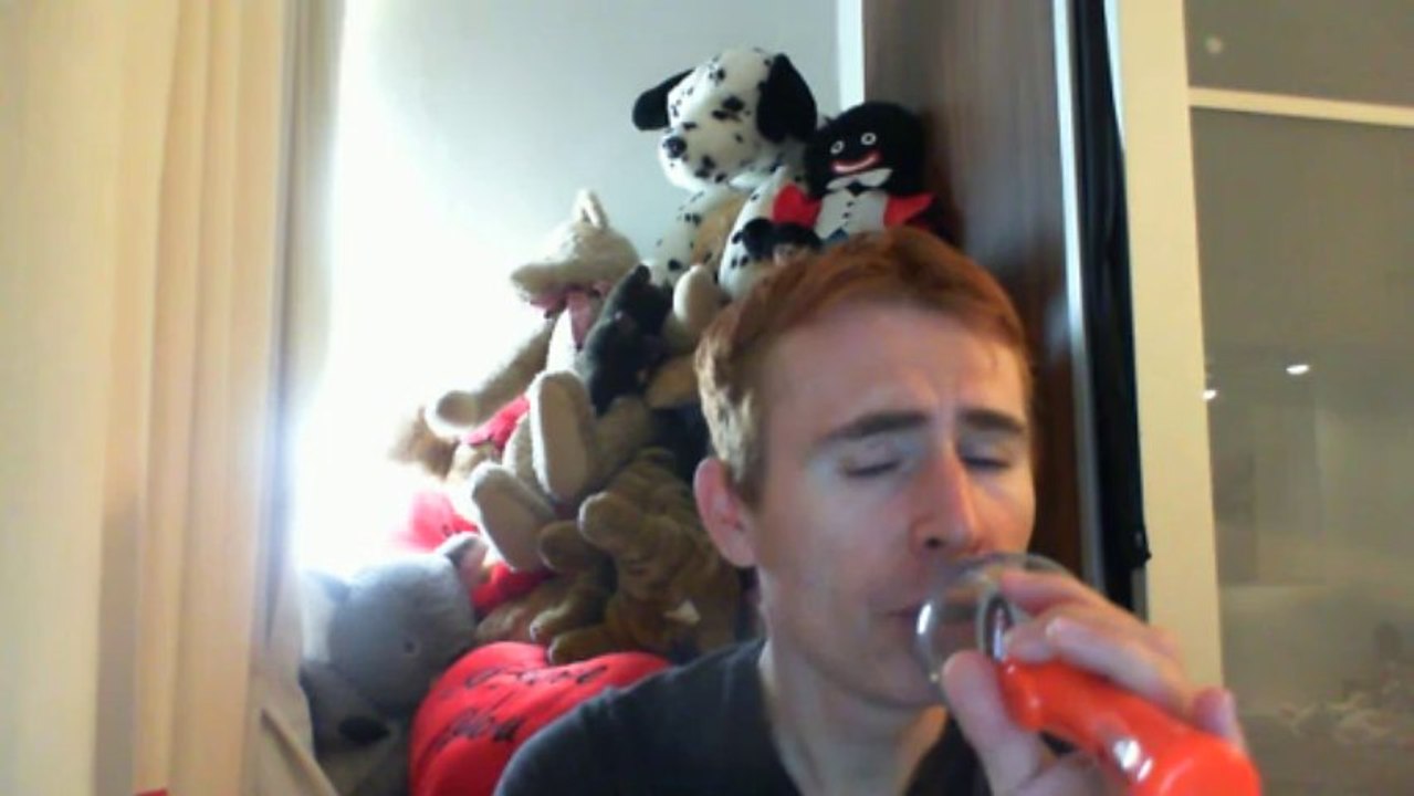 Wiwi égratigne "à ma femme" de Jean Michel Caradec