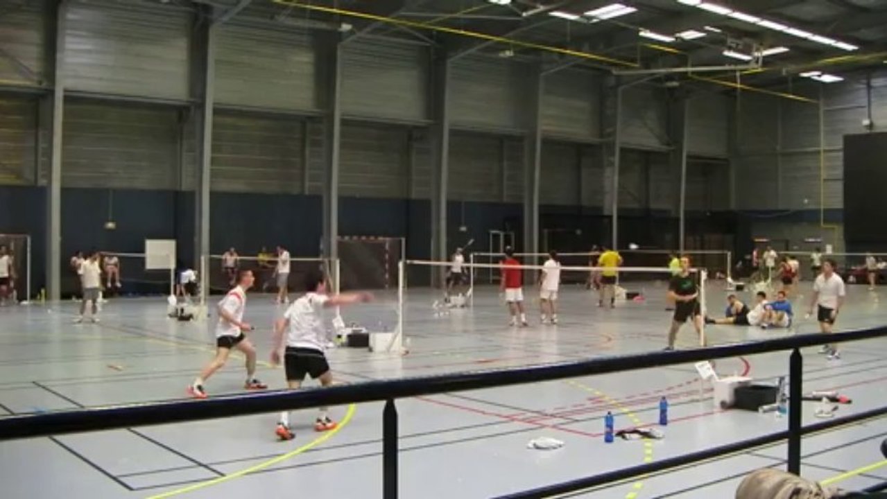 Rémi Prouvost et Quentin Prouvost Tournoi de badminton de Blanquefort finale B 2013