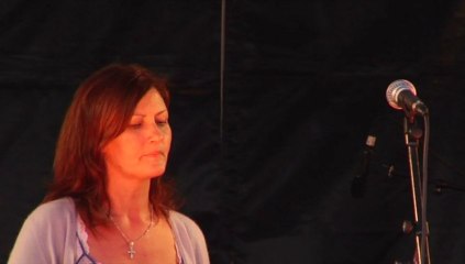 L'INTEMPORELLE ( à Karen Matheson)