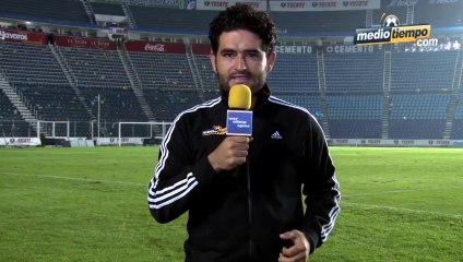 Memo Vázquez, desesperado por malos arbitrajes