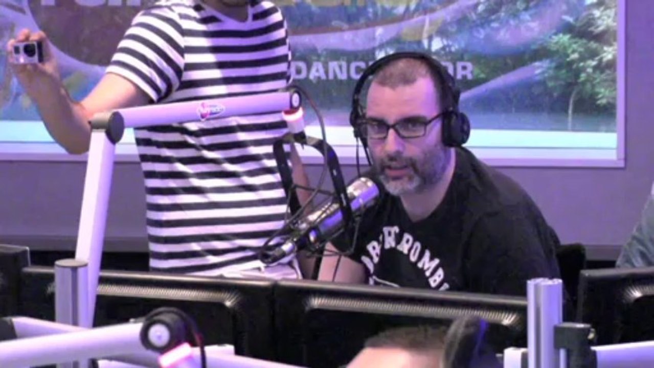 Lucenzo et Kenza Farah dans les studios de Fun Radio