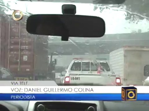 Desbordadas quebradas y río Guaire por lluvias en Caracas