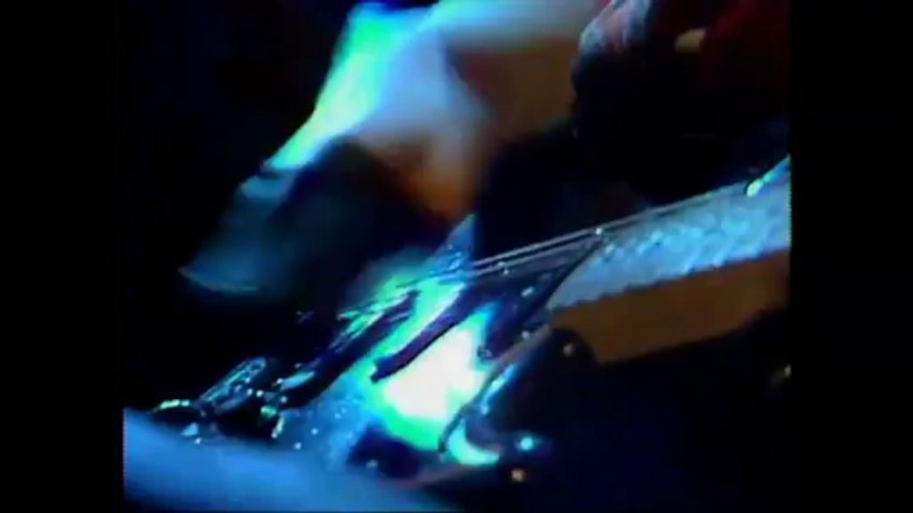 U2 live - Red Rocks 1983 HD.720 (October + New Year's Day) I.M