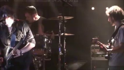 Sed Lex plays "Black night"