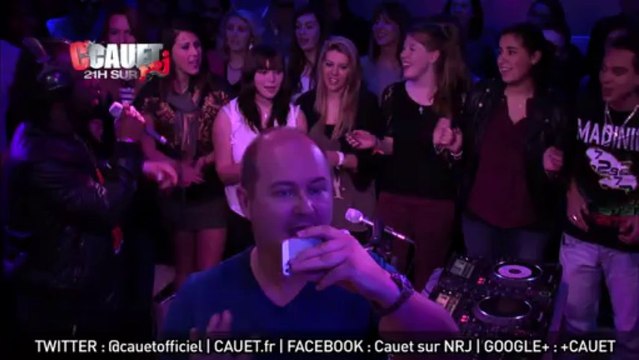 Youssoupha chante en live pour l'anniversaire de Cauet - C'Cauet sur NRJ