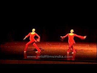 Amazing dance performance by two Armenian dancers