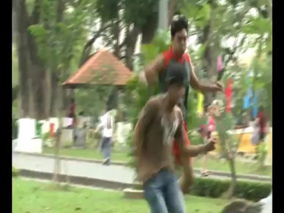 phim Trước Ngưỡng Cửa Đời 2012