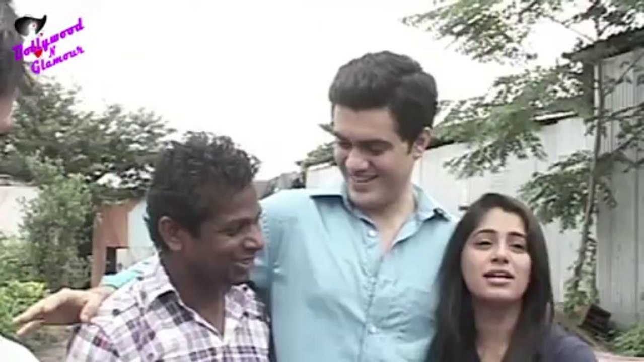 On location of TV Serial ‘Amita Ka Amit’- Amita dances for ‘Radhashtami’