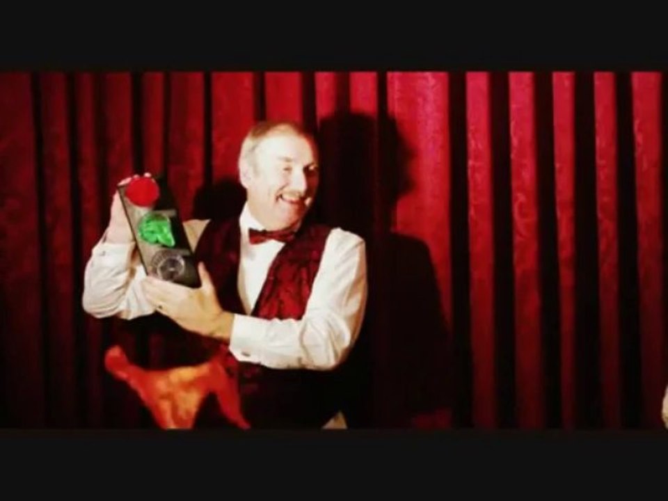 TRAFFIC LIGHT SILKS - Magic for Kids