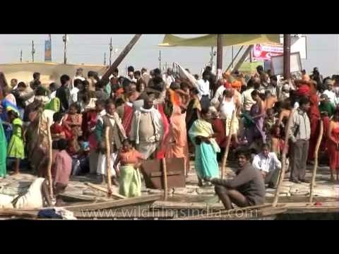 Devotees throng at Kumbh Mela