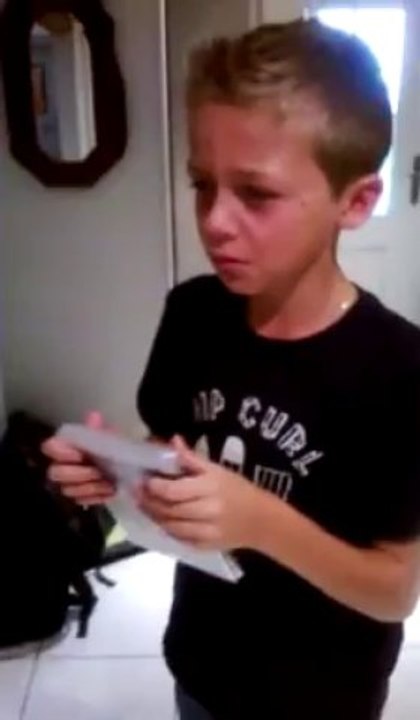 Un enfant recoit GTA 5 en avance