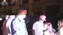 Maching Gun Kelly EXPOSES his A** and ABUSES the paparazzi