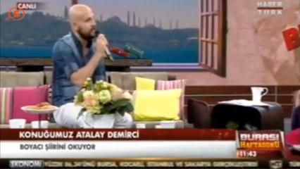 Atalay Demirci'nin Şiiri Okuyarak Sunucuyu Ağlatması