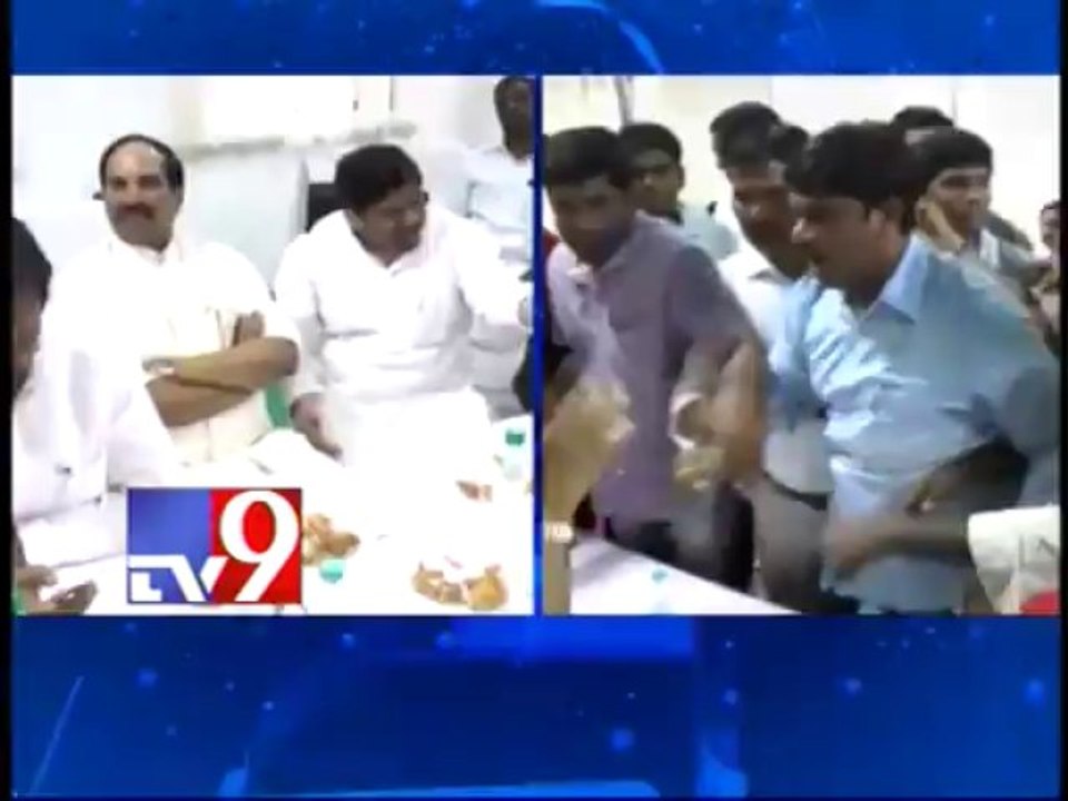 Chaos in T-Cong leaders meet