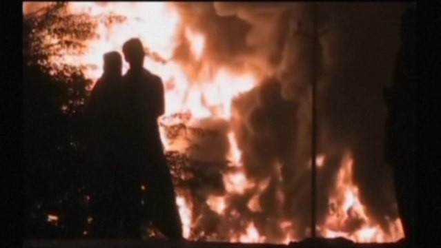 Militants attack NATO oil tankers in Pakistan