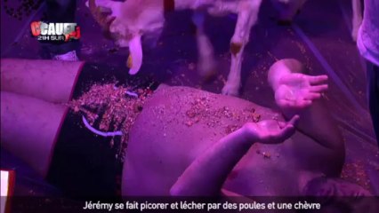 Jérémy se fait picorer et lécher par des poules et une chèvre - C'Cauet sur NRJ