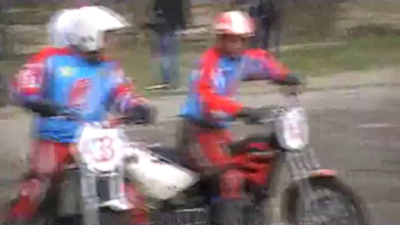 Чемпионат России 2013 "Спутник" - "Колос" 1 период 14 сентября 2013 г. с.Октябрьское Ставропольский край