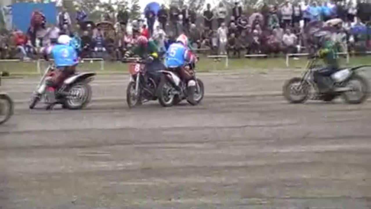 Чемпионат России 2013 "Спутник" - "Колос" 2 период 14 сентября 2013г с.Октябрьское