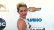 Miley Cyrus Unfollows Fiancé Liam Hemsworth on Twitter