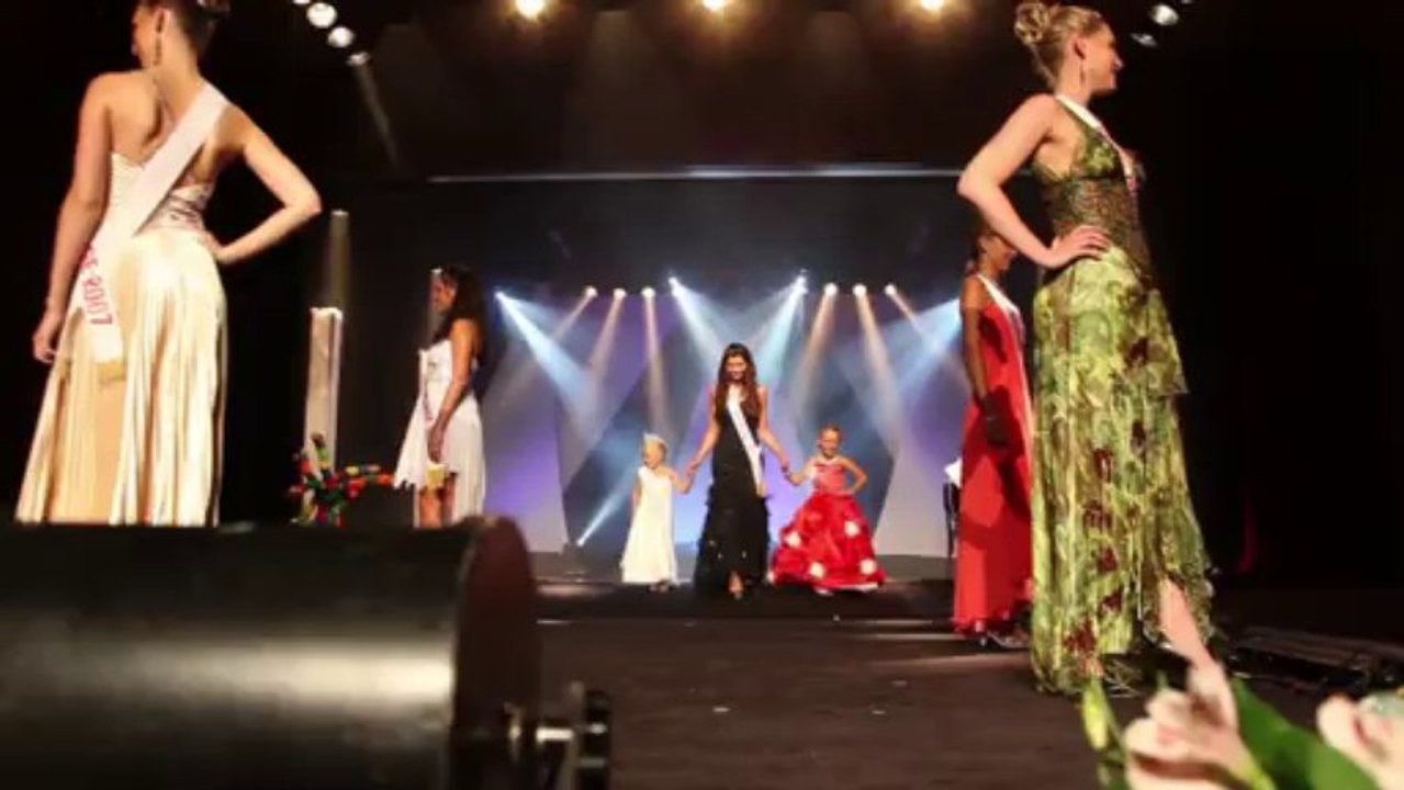 Défilé solidaire "Attention au départ" mardi 10 septembre 2013 par le CCAS de Loon-Plage et l'association 123 Santé