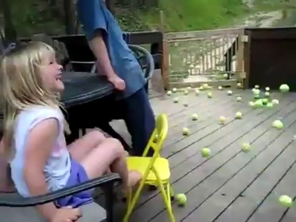 Köpeğe öyle bir şaka yaptılar ki video izle   Hayvanlar   Mynet   Video