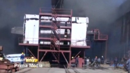 Fire hits Russian atomic sub