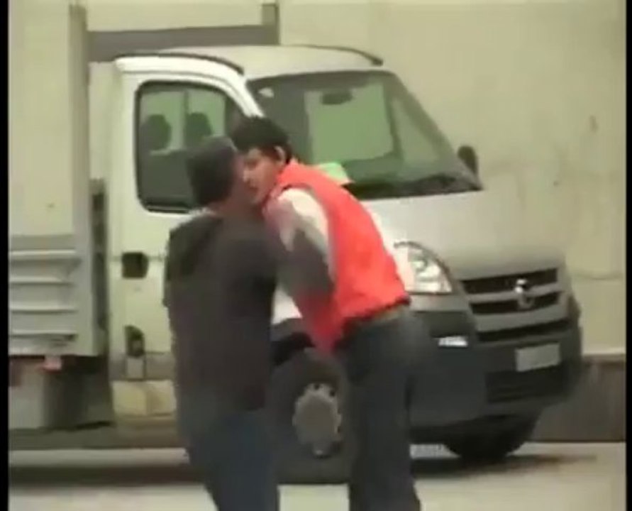 Street Fighter au ralenti.. Comment se battre dans la rue à son rythme...