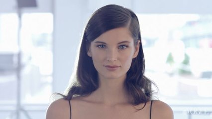 The Monday Makeover - 1940s Hollywood Waves with Eugene Souleiman