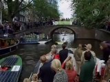 В Амстердаме прошел парад «солнечных» лодок