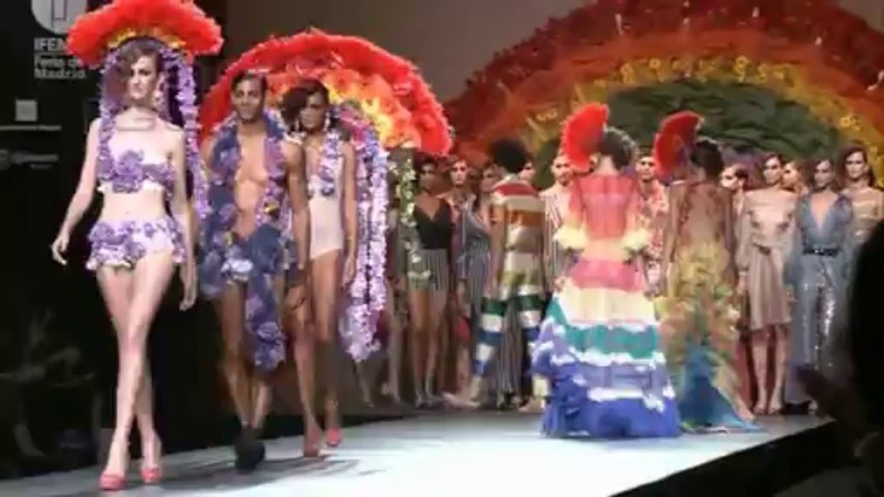 Desfile de Francis Montesinos en MBFW