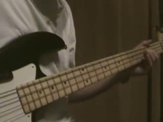 Learn Bass Guitar Online