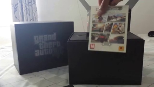 Grand Theft Auto IV Special Edition Unboxing GTA 4 