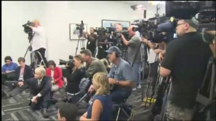 FBI divulga imagem de atirador morto em Washington