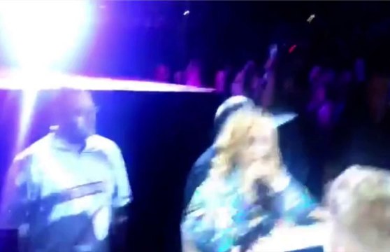 Crazed Beyonce STAN pulls her off stage