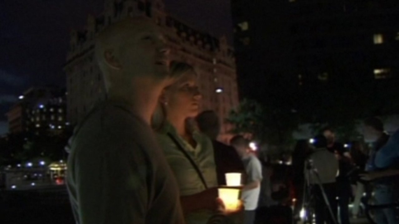 U.S. shooter 'acted alone'