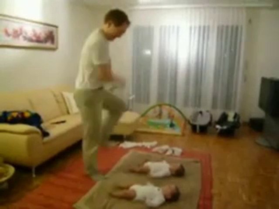 Funny Father vs. Babies !!!! :)